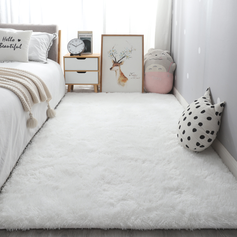 Tapis en peluche adapté au sal - Desk Setup Girly avis et prix